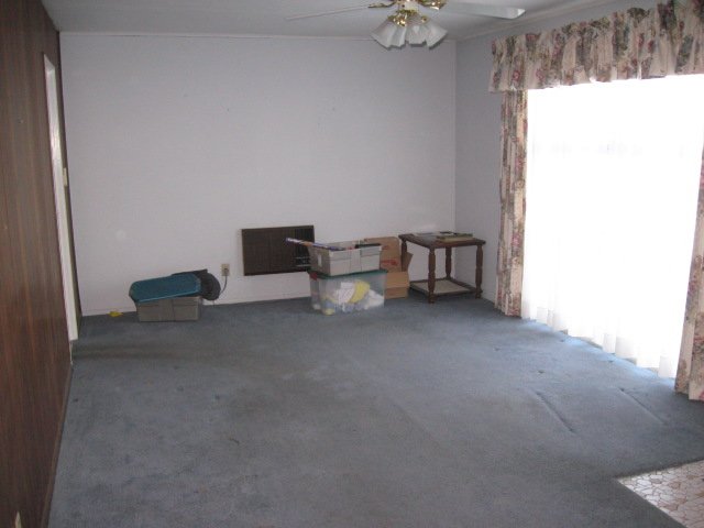 Property photo 2 - 3 Bedroom / 2 Bath Ranch - 1833 Rosemont Drive